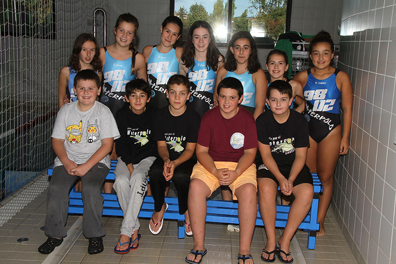 El Waterpolo 9802 se presenta ante su afición